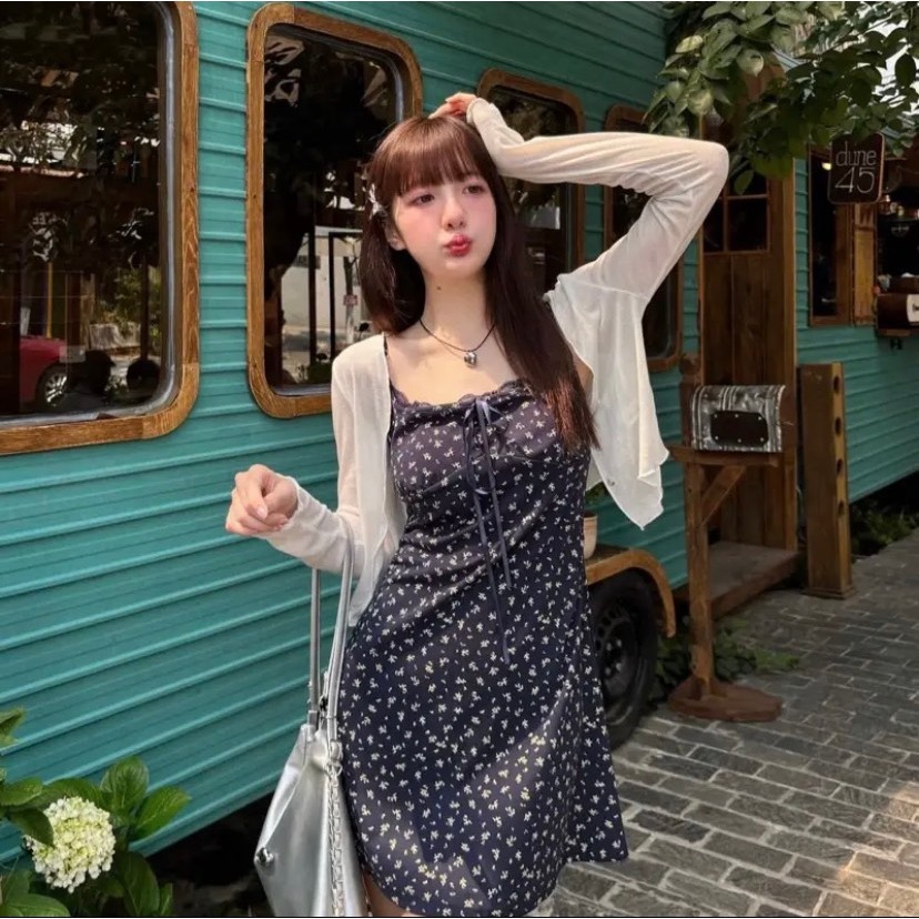 [VIDEO/ SẴN] SET VÁY HAI DÂY HOA NHÍ ÔM BODY KÈM ÁO KHOÁC CARDIGAN XÁM TRẮNG SIÊU XINH S39 | BigBuy360 - bigbuy360.vn