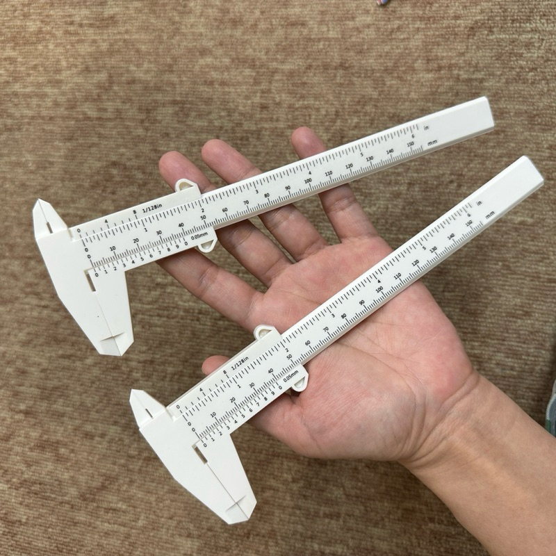Thước đo vẽ chân mày mỏ vịt (thước chữ F nhựa trắng)