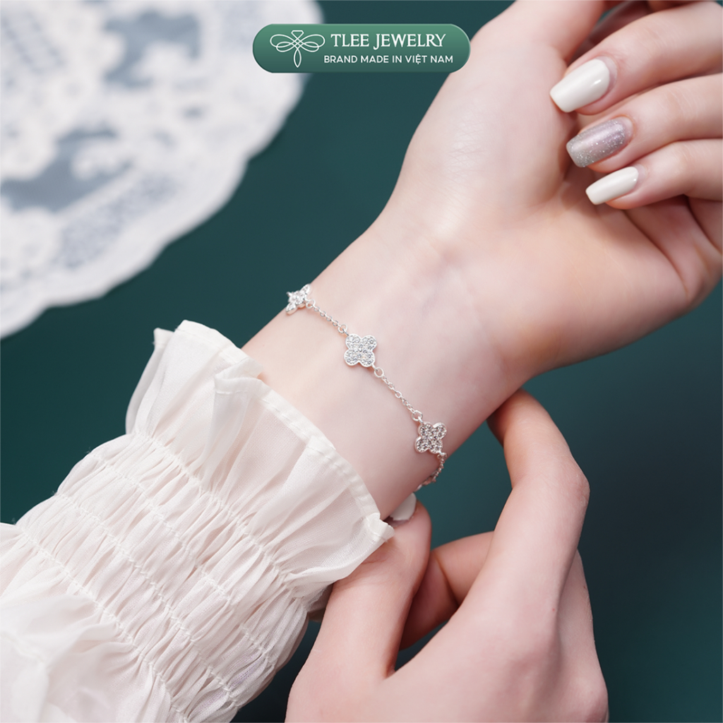 Lắc tay bạc nữ TLEE năm charm hoa cỏ bốn lá đơn sắc sang trọng đá 10mm TLEEJEWELRY LT0409 | BigBuy360 - bigbuy360.vn