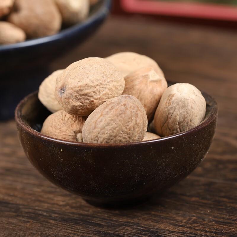Nhục Đậu Khấu thơm sạch 100 gram.