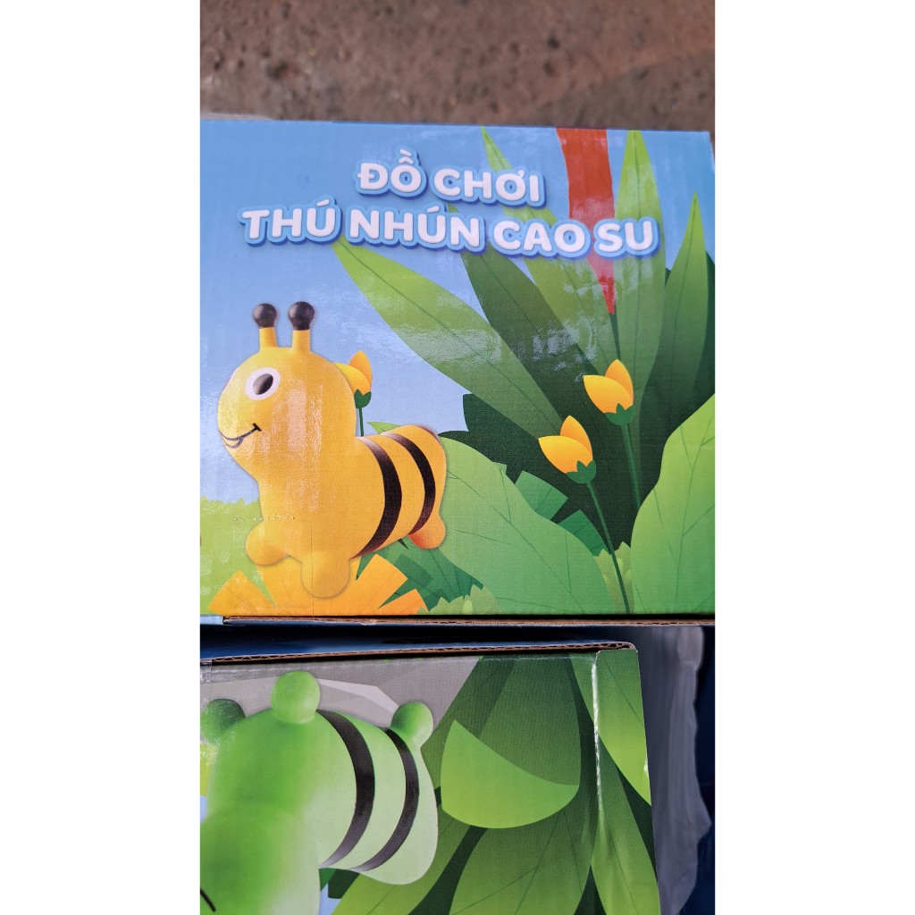 Thú nhún trẻ em cao cấp  hình con ong (có kèm bơm và hộp)