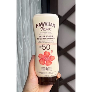 Kem chống nắng Hawaiian Tropic Sheer Touch Oil-free Sunscreen Ultra-Radiance 240mL