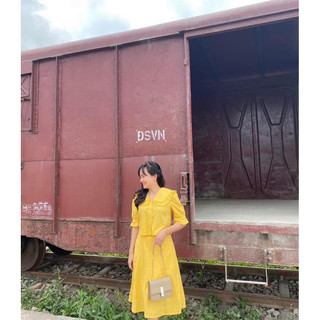 Vải Thô thêu đục lỗ