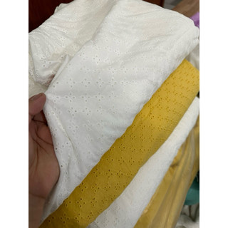 Vải Thô thêu đục lỗ