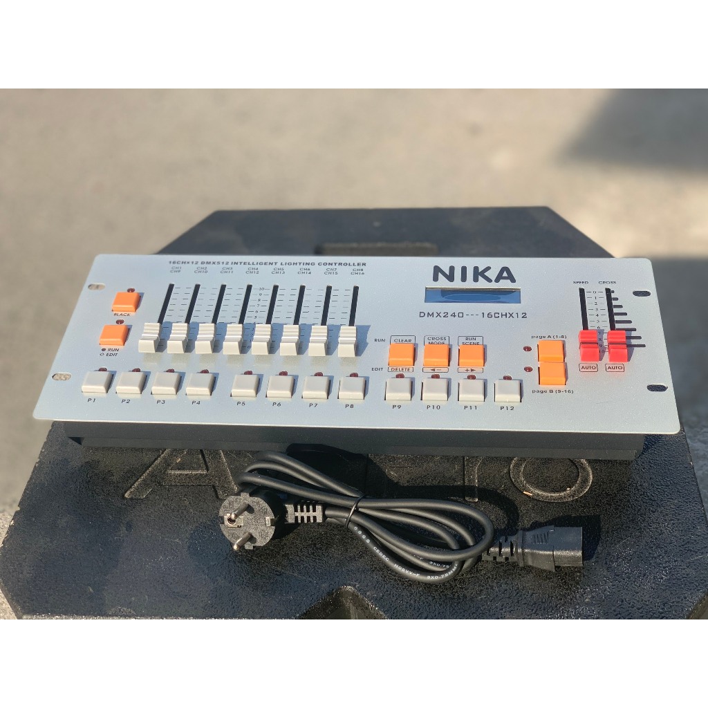 Bàn điều khiển DMX Disco 240 bản rút gọn