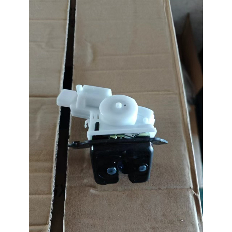 NEW✅ Cơ cấu khoá cốp hậu Toyota Inova, Fortuner 2017-2021