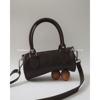HYPNOTISM | BARREL LEATHER BAG - Túi da bò dáng tròn đeo chéo nam nữ streetwear form nhỏ gọn
