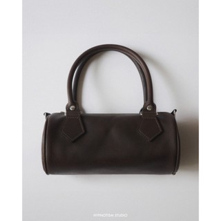 HYPNOTISM | BARREL LEATHER BAG - Túi da bò dáng tròn đeo chéo nam nữ streetwear form nhỏ gọn