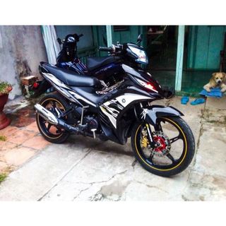 Tem exciter 135 - 50 LC V7 trắng đen ( dán xe đen)