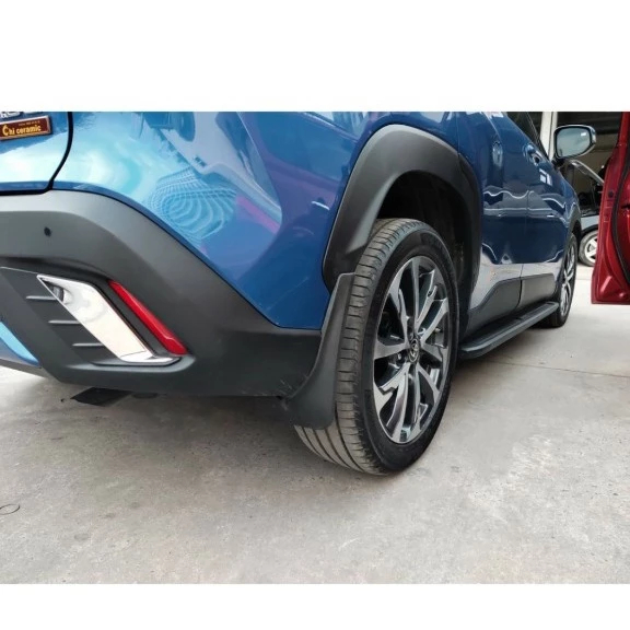 (TOYOTA CROSS)Bộ 4 Chắn Bùn Nhựa Dẻo Xe Toyota Cross 2019 2020 2021-2023