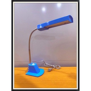 Đèn bàn V-light 9W - 13W