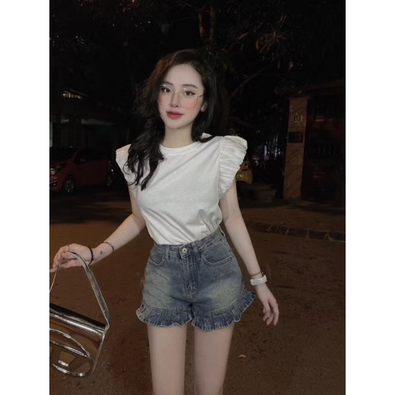 Quần Short Jeans Nữ Phối Bèo Cạp Cao Hách Dáng Quần Đùi Nữ màu Xanh Denim Chất liệu Mềm Mại Nữ Tính | BigBuy360 - bigbuy360.vn