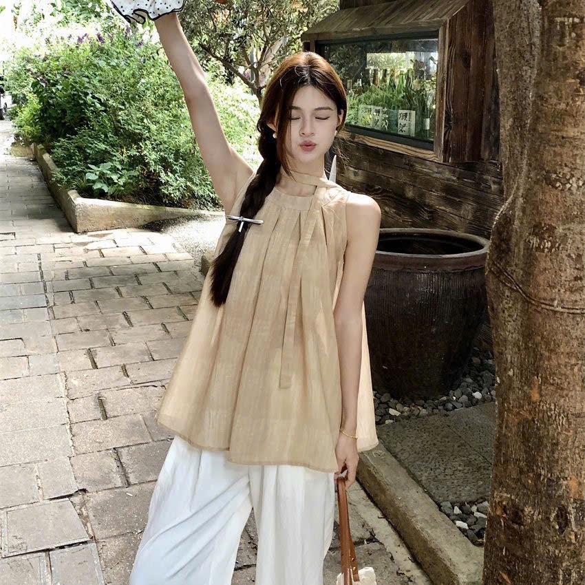 Áo babydoll cổ yếm thắt nơ lệch Yummy mùa hè bay bổng, Áo kiểu sát nách đi chơi dạo phố mát mẻ A40 | BigBuy360 - bigbuy360.vn