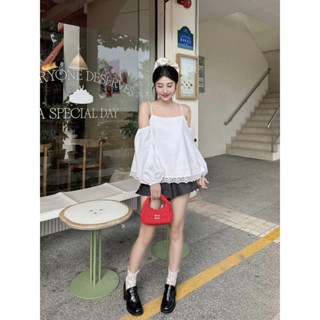 Áo hai dây babydoll kiểu tay lỡ viền ren hoa tiểu thư xinh xắn | RIVIE TOP | SECODEE