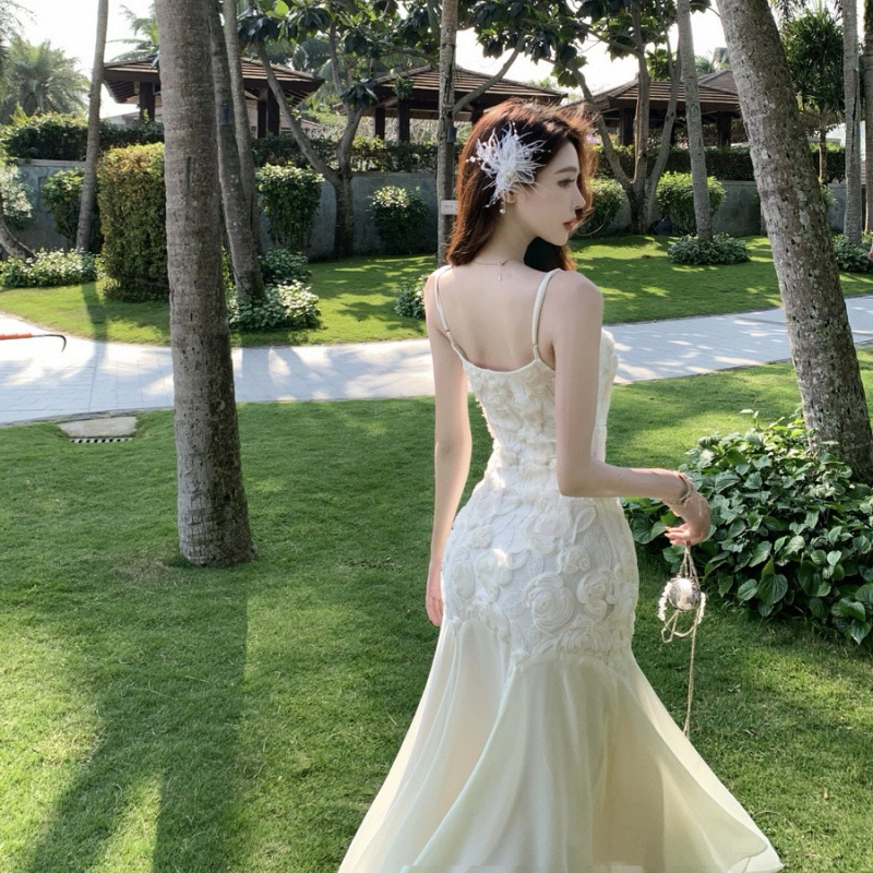 Ivy Dress M751 Váy Hai Dây Đuôi Cá Dáng Dài Phối Hoa ,  Váy body đuôi cá dáng dài đi biển LIZZ STUDIO | BigBuy360 - bigbuy360.vn