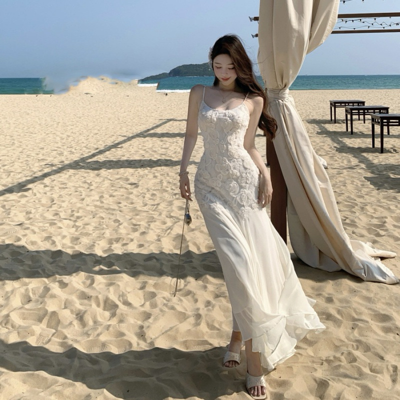 Ivy Dress M751 Váy Hai Dây Đuôi Cá Dáng Dài Phối Hoa ,  Váy body đuôi cá dáng dài đi biển LIZZ STUDIO | BigBuy360 - bigbuy360.vn