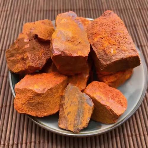 1 Kg Đá Hùng Hoàng nguyên chất.