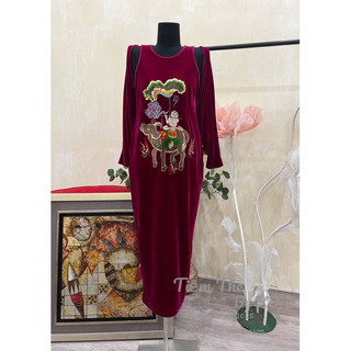 Váy nhung gile thêu tranh xinh iu lắm lun