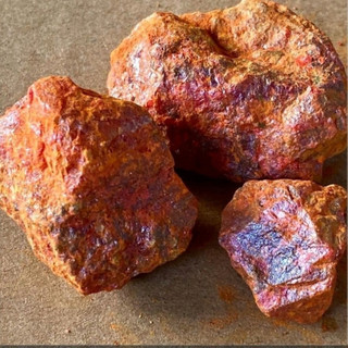 Đá Hùng Hoàng nguyên chất 100 gram.