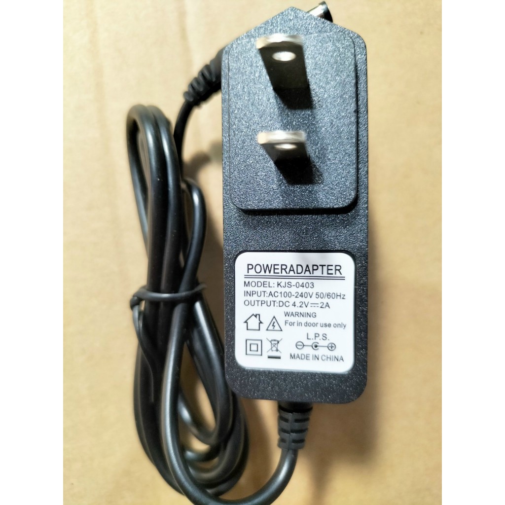 Sạc 4.2v2A cho pin Lithium-ion 3.2V 3.7V hàng cao cấp. 4.2V 2A