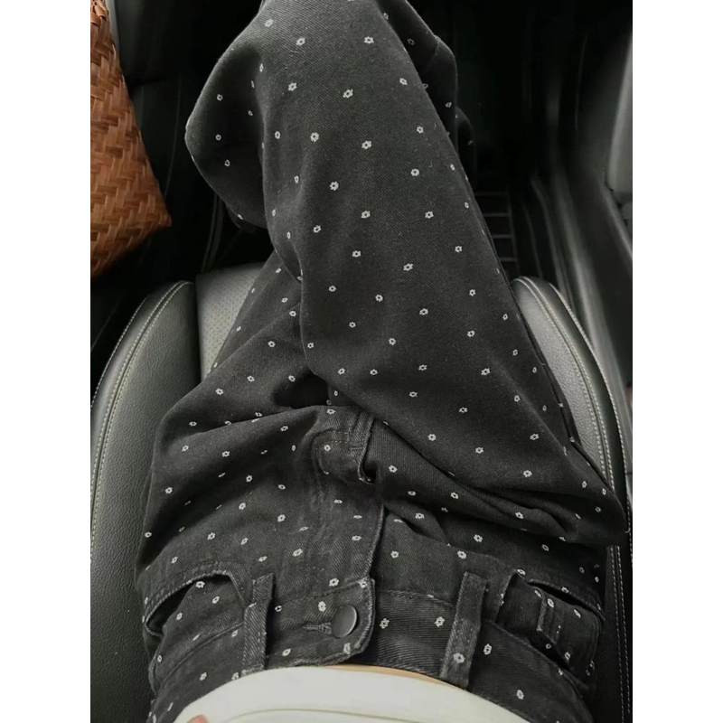 𝐘𝐮𝐫𝐢.𝐬𝐭𝐨𝐫𝐞 Quần Jeans In Hoạ Tiết Trái Tim Dáng Suông