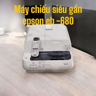 Máy chiếu siêu gần  Epson EB-680/685w.hang cũ hình thức đẹp trên 90% bóng chiếu đã dùng 543h