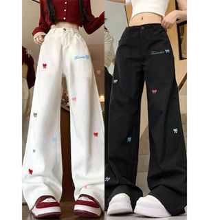 Quần Jean nữ bigsize cạp cao ống suông tôn dáng che khuyết điểm thêu nơ hottrend mặc thoải cho chuppy - Q543