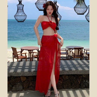  Bikini LUHAZO màu đỏ đi biển kèm quây váy có mút ngực đính hoa hồng nổi bật sang trọng tiểu thư chụp ảnh đẹp 2512 