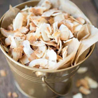 ( HỎA TỐC ) dừa sấy giòn keto không đường , cocochips keto ăn vặt healthy không đường ( cùi dừa già nguyên chất 300gr)