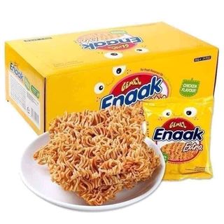 Snack mì trẻ em Enaak Indonesia vị gà truyền thống thùng 24 gói x 30g