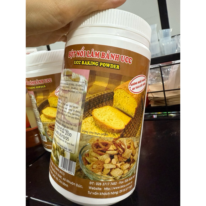 Bột nổi làm bánh UCC 1kg