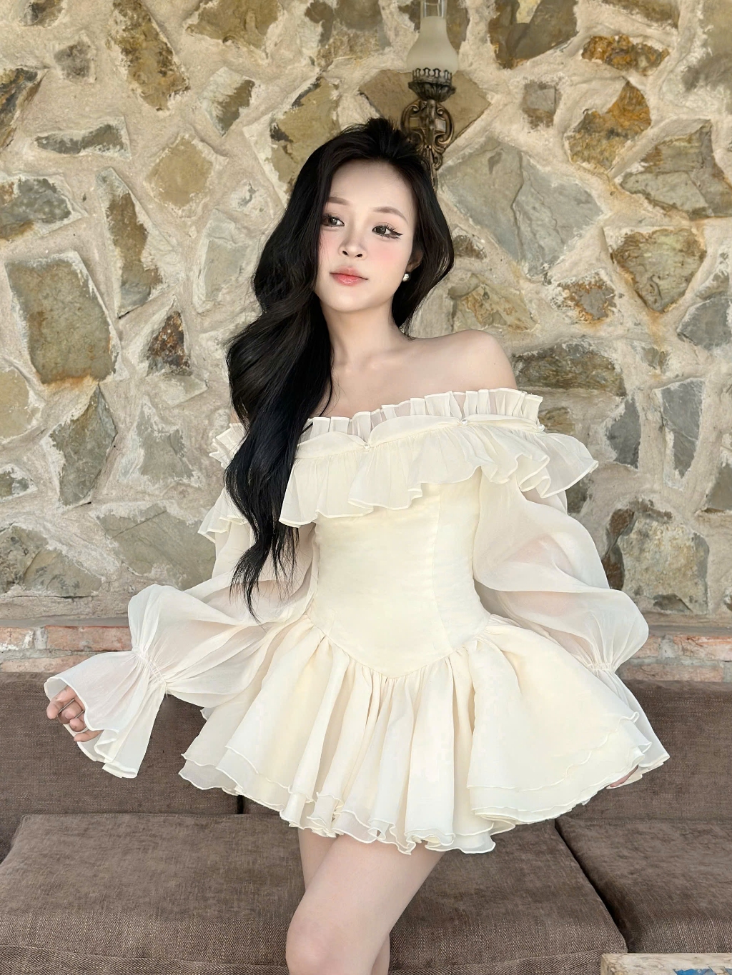 Váy Trễ Vai Bling Tiểu Thư Tay Phồng Kèm Quần Bảo Hộ