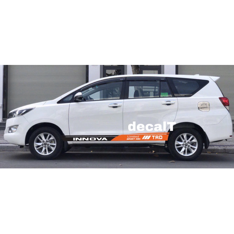 Tem Dán Sườn Xe Innova. Tem Dán Chân Xe Innova (I0020)