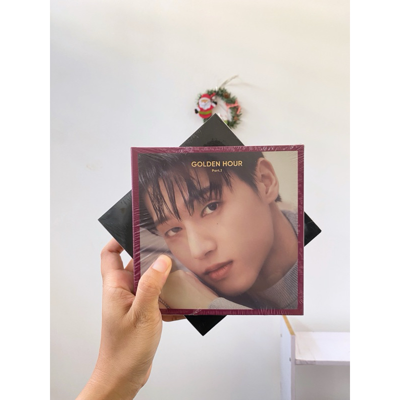 Ateez mini album Golden hour vol 1 nguyên seal.