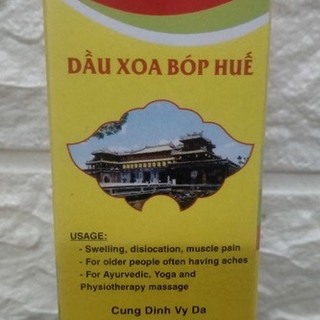 2 Dầu xoa bóp massage Huế ( Cung đình vỹ dạ  2 chai x 60ml )