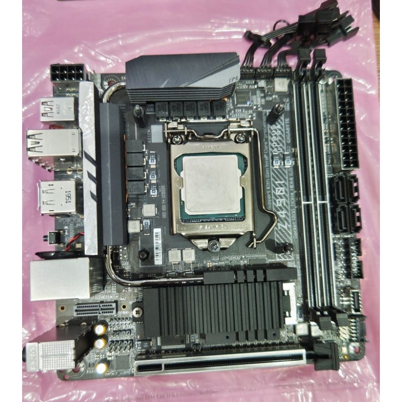 Bo mạch chủ Z490i Aorus Ultra