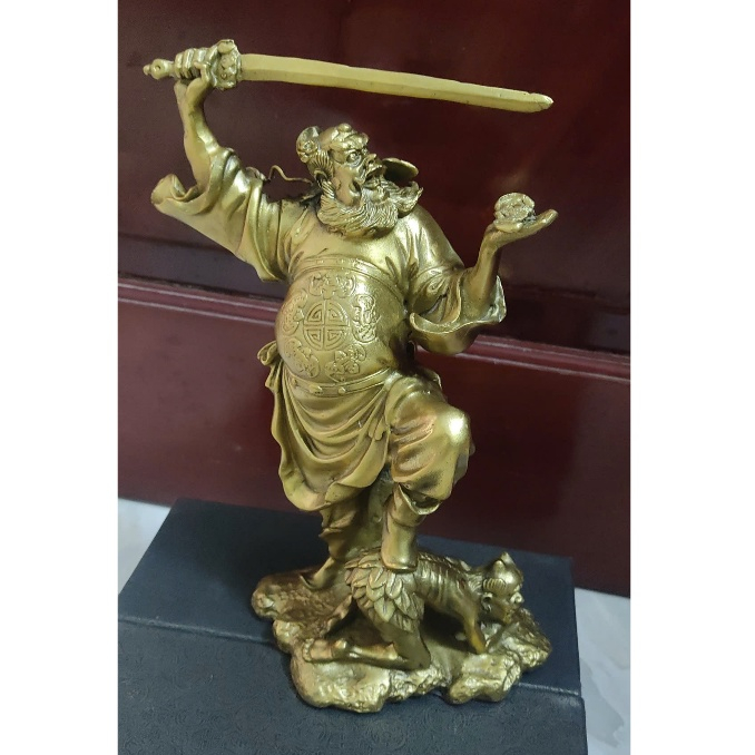 Tượng thần chung quỳ, tượng bắt ma trừ tà phong thủy 23cm Thiên sứ chung quỳ bắt ma bằng đồng