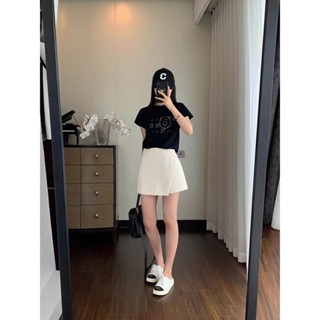  Quần váy dáng ngắn trắng đen basic bigsize - Orimi 