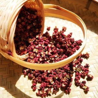 Xuyên Tiêu ( hạt Tiêu Đỏ Tứ Xuyên ) thơm,cay 100 gram.
