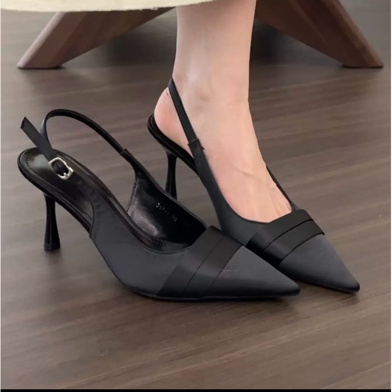 [ HÀNG CÓ SẴN]Size 35->40 Giày cao gót mũi nhọn Lụa cao 5p 7p 9p phân bít mũi bít gót chất liệu Lụa sang trọng —GIAY LỤA