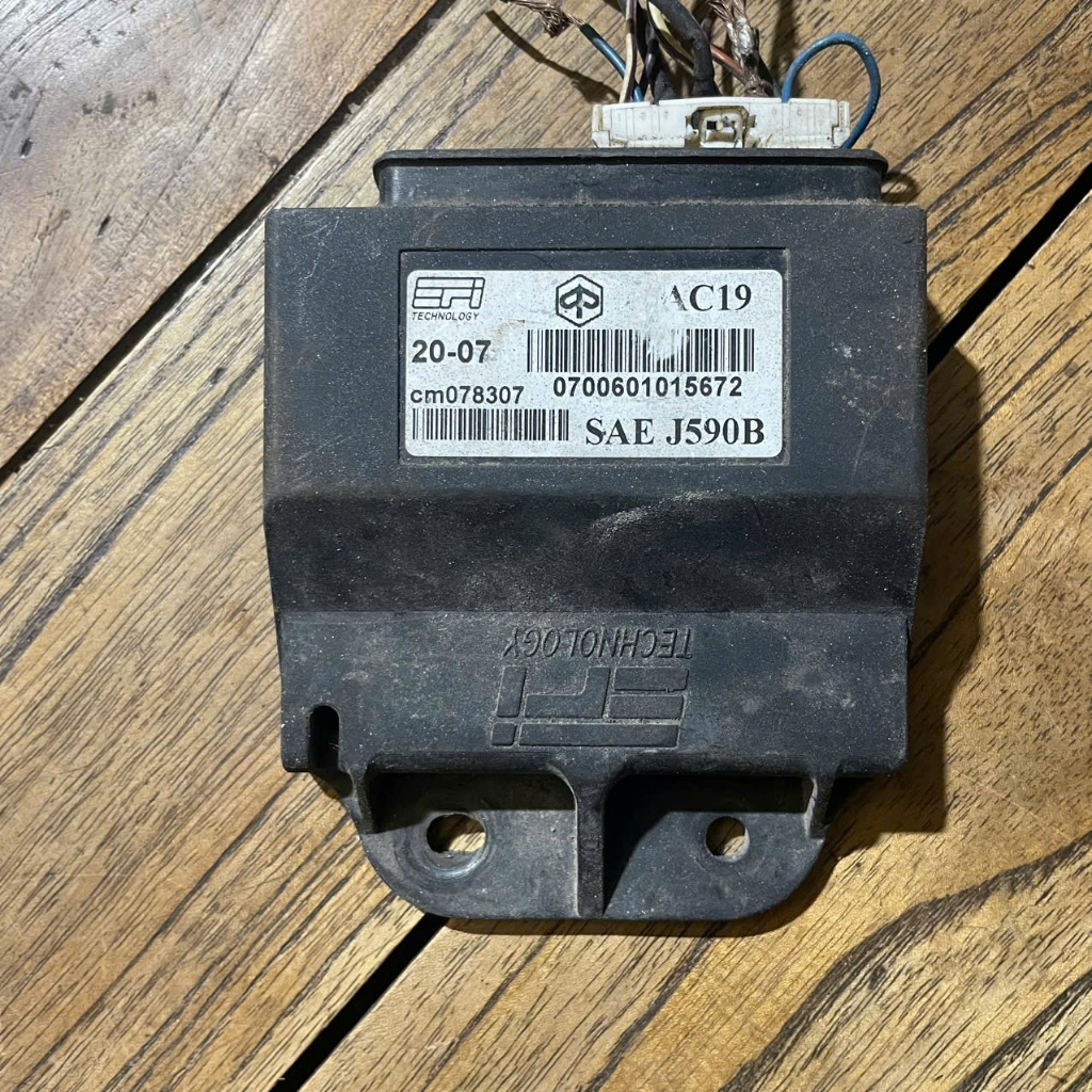 IC Vespa piaggio AC 19 không từ zin giã xe (hàng chính hãng tháo xe còn rất mới)