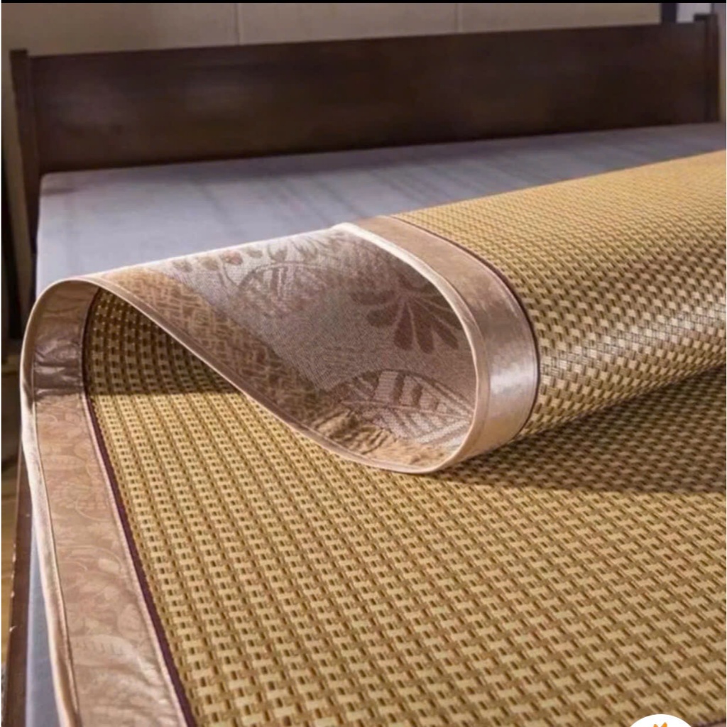 Chiếu điều hòa sợi Mây lót lụa cao cấp, có chun cài góc ( Hàng loại 1 )