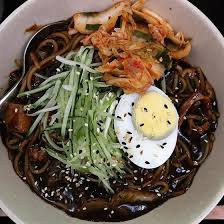 Sốt tương đen hàn quốc 250g - 중화 춘장