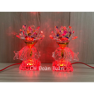 Cặp đèn bàn thờ pha lê hoa sen đổi màu cao 18cm - Thân pha lê cá
