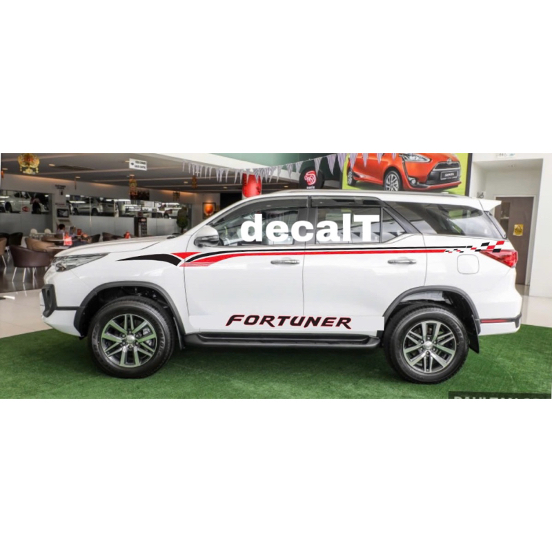 Tem Dán Sườn Xe Fortuner Mẫu Mới. Tem Dán Sườn Xe Fortuner (F1024)