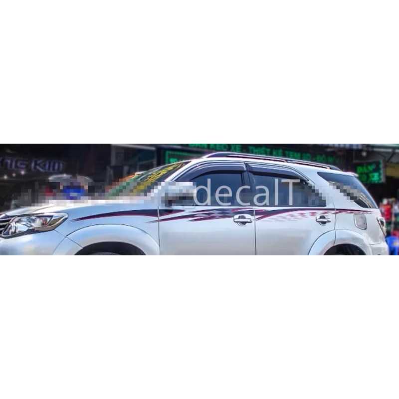 Tem Dán Sườn Xe Fortuner Mẫu Mới. Tem Dán Sườn Xe Fortuner (F1001)