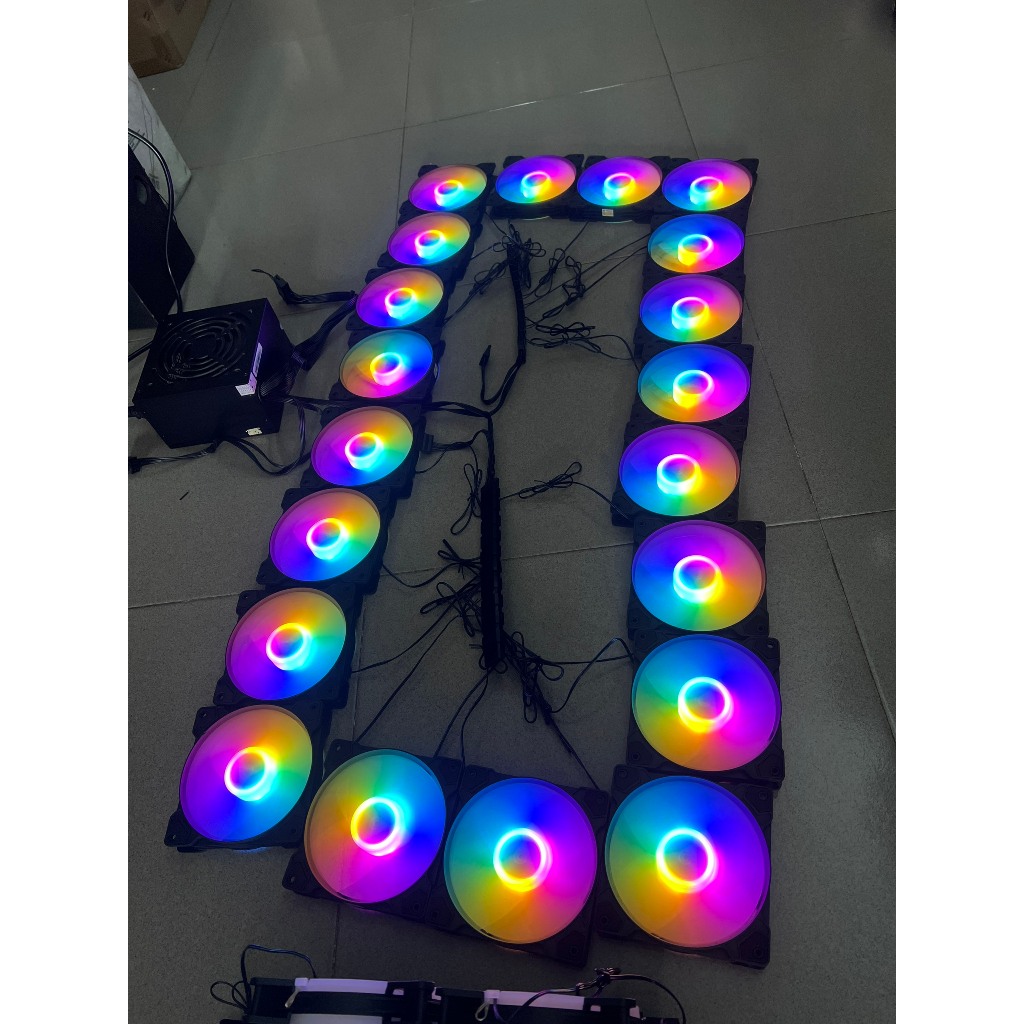 Fan Led 12v độ Dùng Cho Xe Điện, Case máy Tính - Fan Led K8 RGB 2 màu đen, trắng Cắm nguồn trực tiếp - Hàng chính hãng