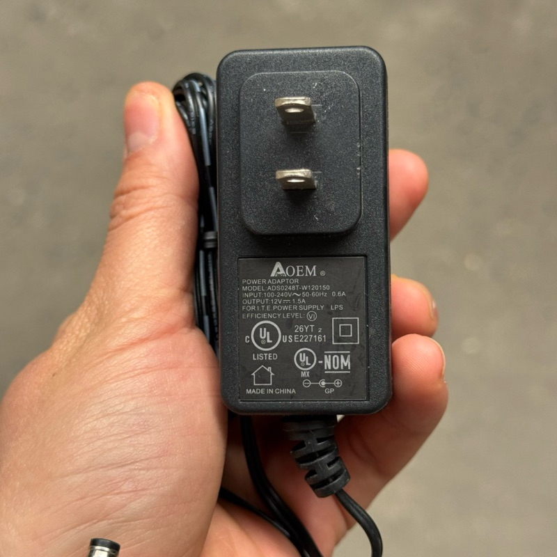 Adapter nguồn 12V 1.5A