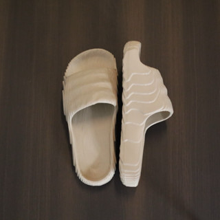 Dép Đúc Nguyên Khối Quai Ngang Nam Nữ Adilette 22 ,Siêu Nhẹ Chống Trượt EVA, Thời Trang Hot Trend 2024