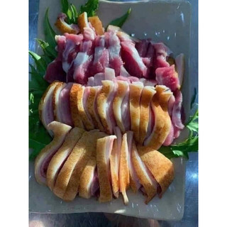 1kg Ba rọi heo rừng lai 3 chân lông .(giao hỏa tốc)